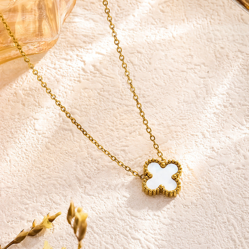 "CLOVER OF LUCK" NECKLACE