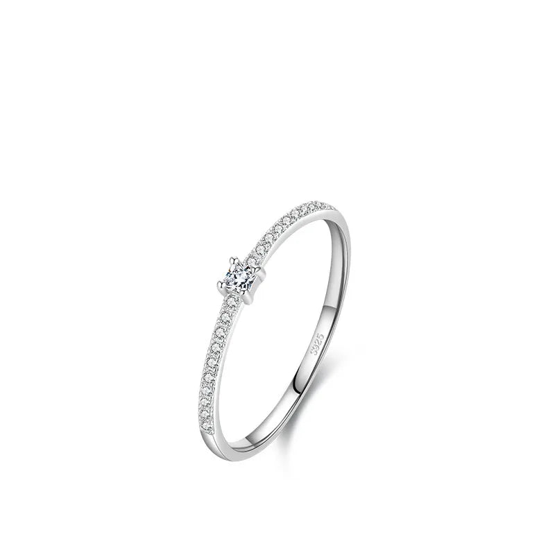 STERLINGSILBERRING „ZARTER DIAMANT“